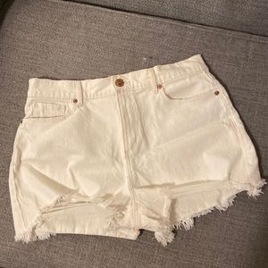 NWT Loft The High Waist Cut-Off Denim Shorts in white, size 8 (29)